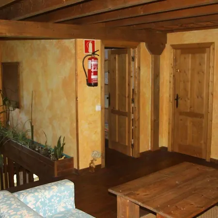 El Escondite Del Miera Lodge *