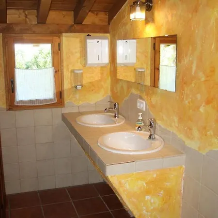 El Escondite Del Miera Lodge *