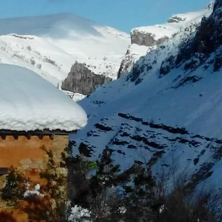 El Escondite Del Miera Lodge