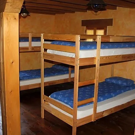 Lodge El Escondite Del Miera