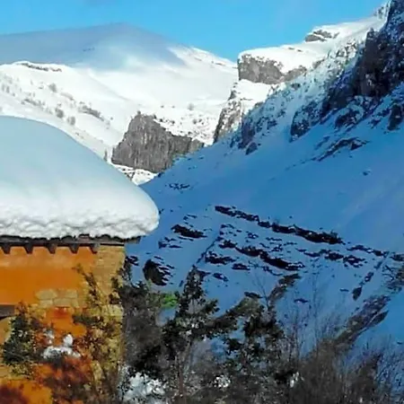 El Escondite Del Miera * San Roque de Riomiera