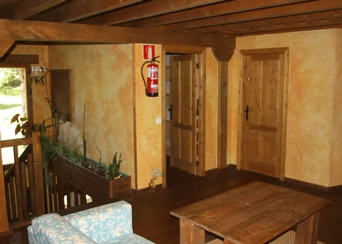 El Escondite Del Miera Lodge *
