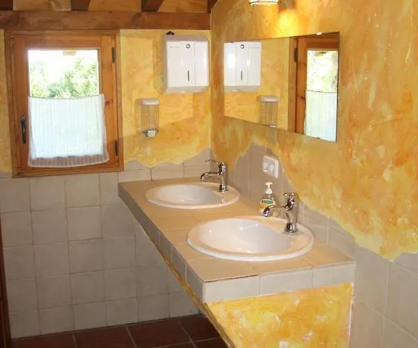 El Escondite Del Miera Lodge *